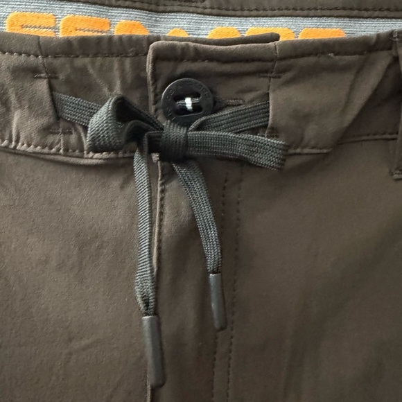 Men's SeaDoo Brown Cargo Adventure Shorts - Picture 5 of 6